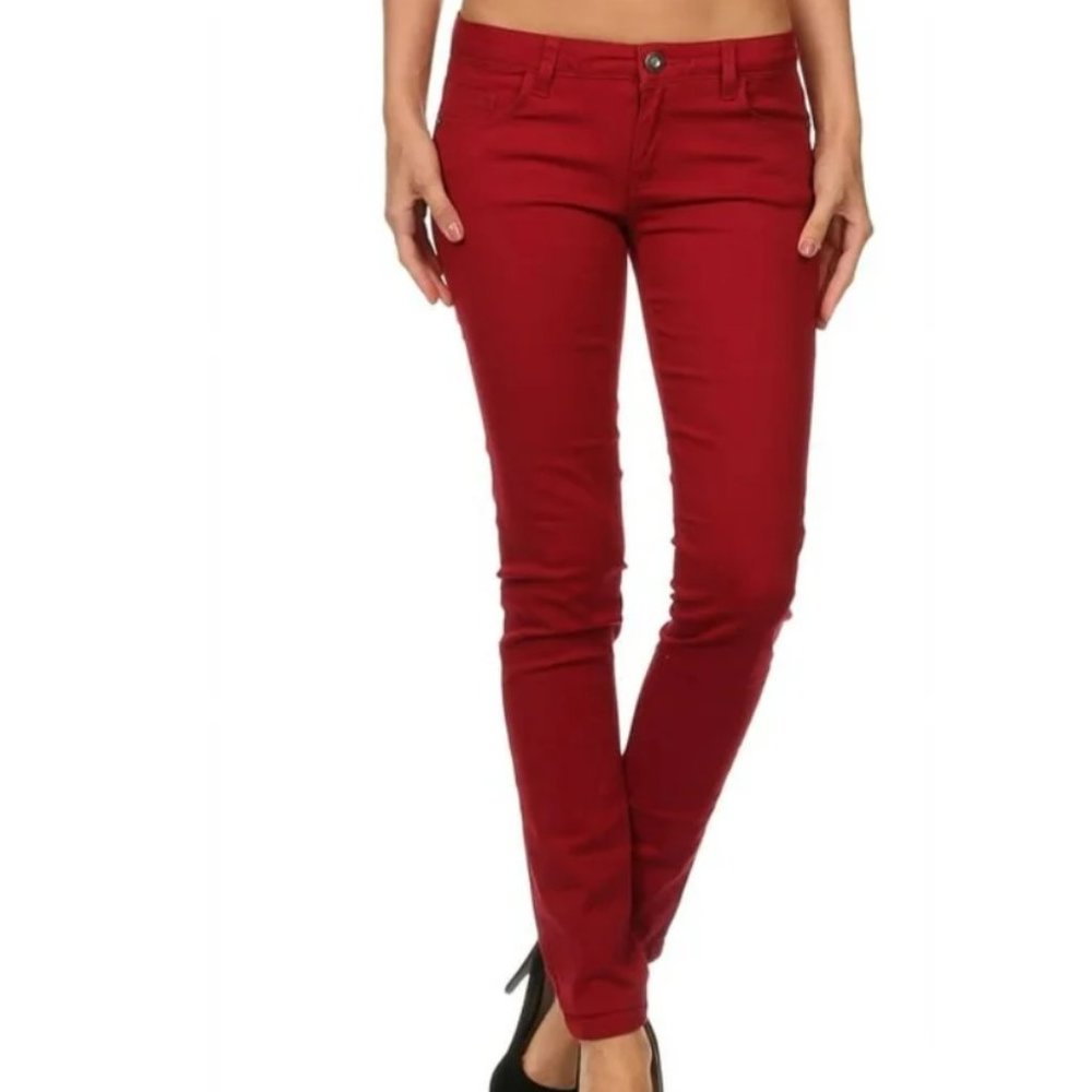 Red 5 pocket skinny jeans